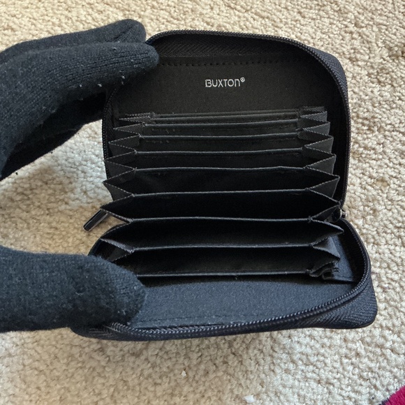 Buxton Black Genuine Leather Double Zip Accordion Card Case. - Picture 6 of 10